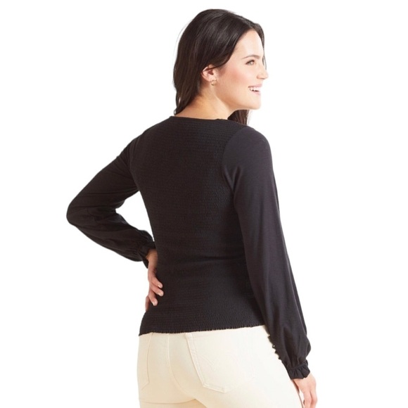 Evereve Nation Bunny Smocked Tee Shirt Black Size XL Long Sleeve Scoop Neckline - Picture 2 of 10